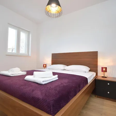 Ukic By Interhome Apartment