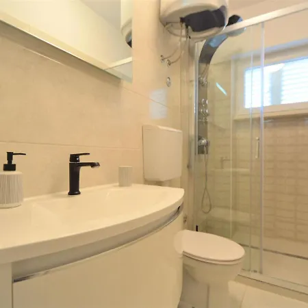 Ukic By Interhome Apartment *